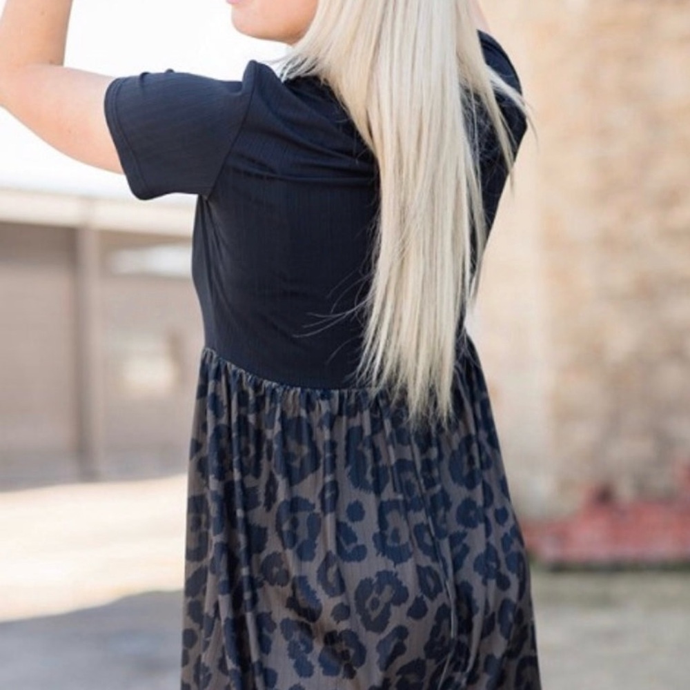 Crazy Train Davis Dress Black Bodice Leopard Skirt New Size L Casual Work Date - Picture 6 of 10